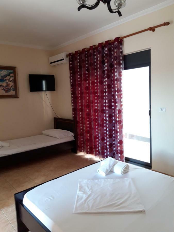 Hotel Primavera Саранда Экстерьер фото