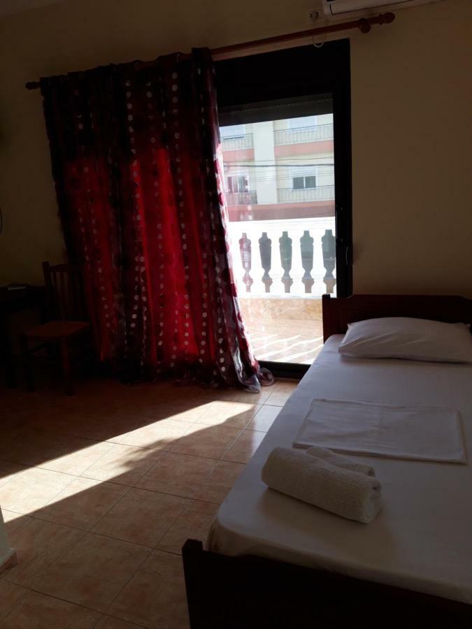 Hotel Primavera Саранда Экстерьер фото